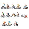 Ciclistas y bicicletas a escala