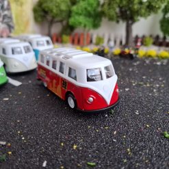 Combi pequeña de juguete