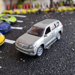 Auto Toyota a escala