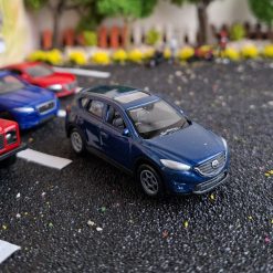 Auto Mazda a escala