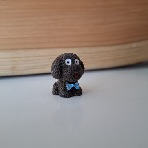 Perrito para terrarios y decoración