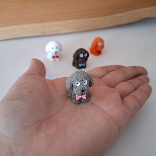 Perrito para terrarios y decoración