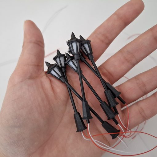 Faroles para maquetas escala 1:100