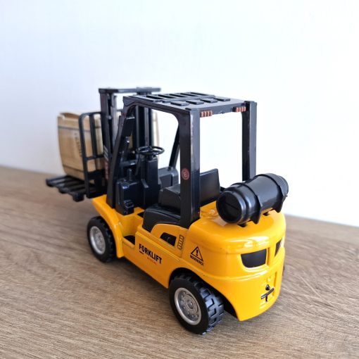 Montacarga en miniatura