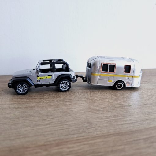 Jeep remolque y casa rodante en miniatura
