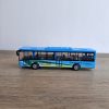 Autobús a escala 1:64