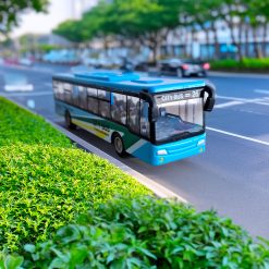 Autobús a escala 1:64
