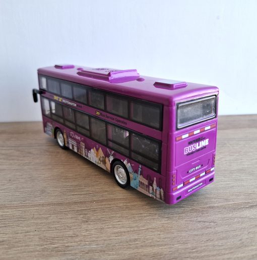 Autobús a escala 1:50
