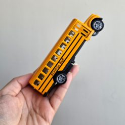 Bus escolar a escala