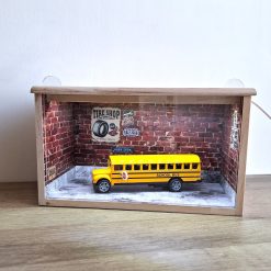 Caja de madera para autos a escala