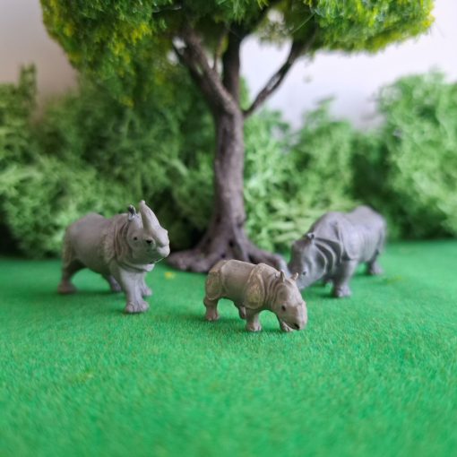 Rinocerontes a escala 1:87 - Pack 3 uds - Imagen 2