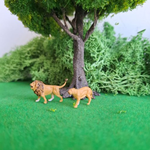 Leones a escala HO