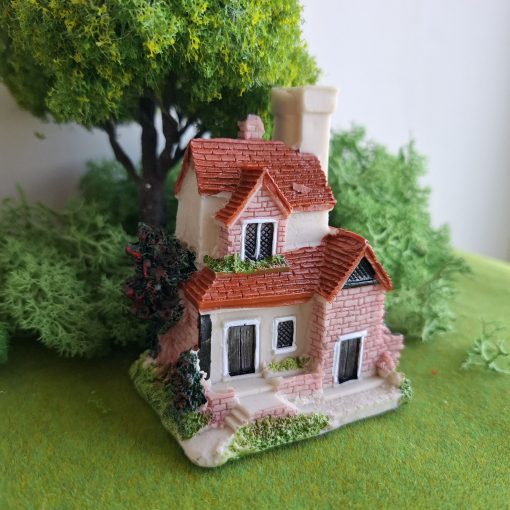Casa en miniatura decorativa