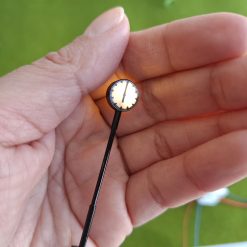 Reloj de piso a escala con luz led