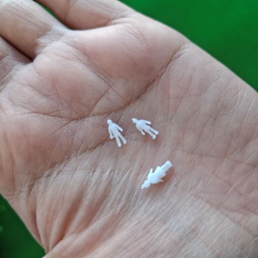 Personas en miniatura para maquetas