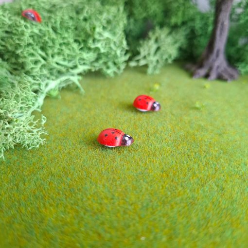 Mariquitas en miniatura
