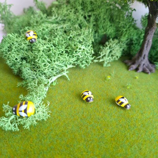 Abejas en miniatura