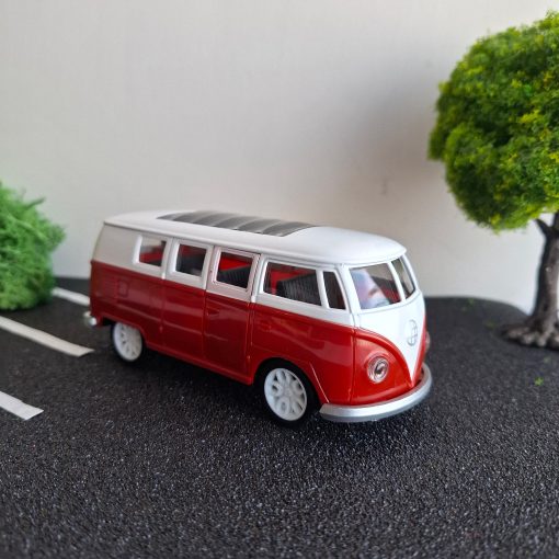 Combi roja en miniatura