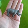 Rinoceronte en miniatura